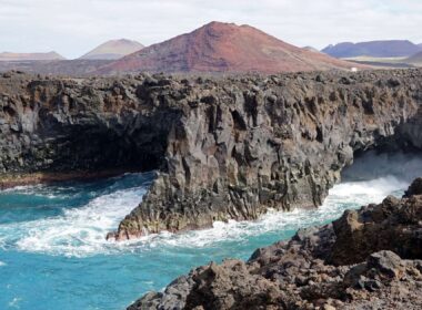 Plan the best holidays to Lanzarote from Shannon or Dublin