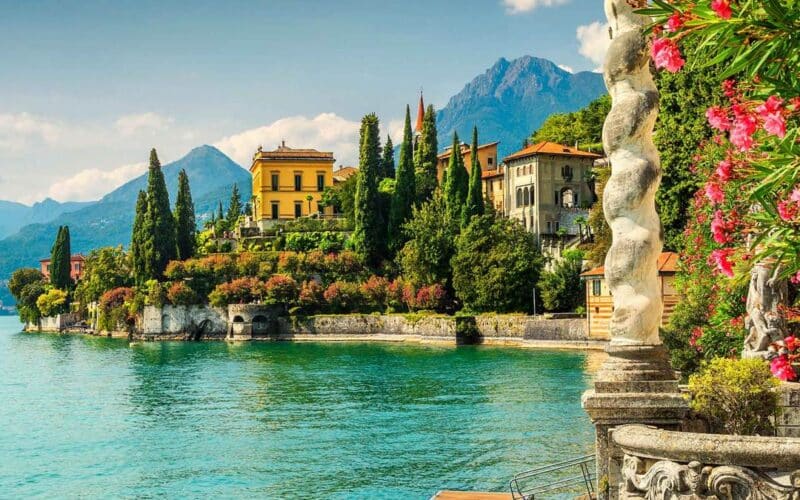 Notre guide pour un séjour romantique sur les lacs italiens 